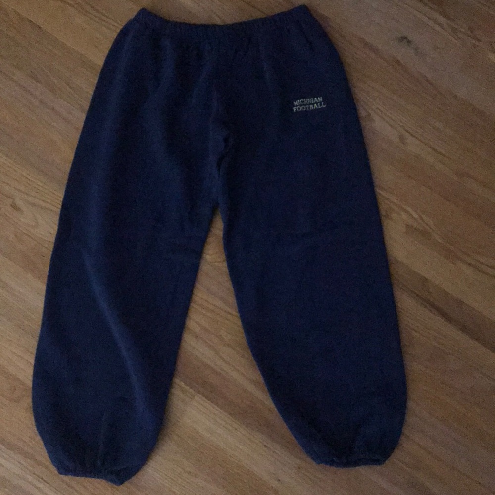 Navy blue university of Michigan sweatpants